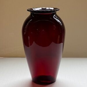Vintage Royal Ruby Hoover Style Glass Vase